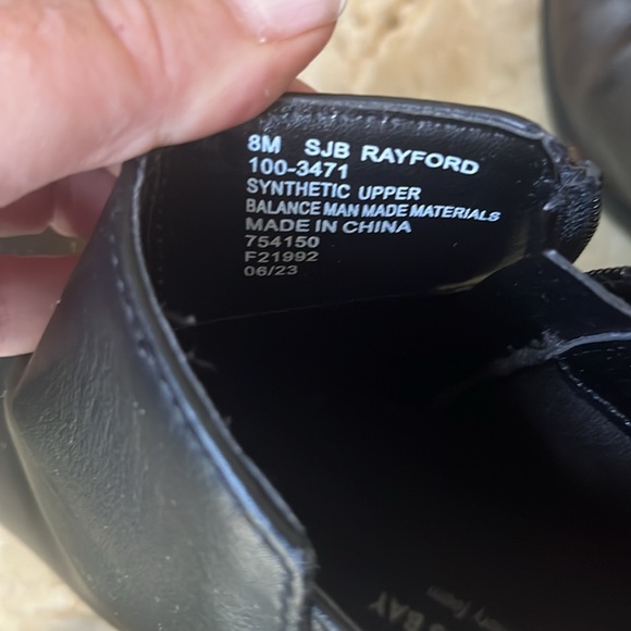 St. John’s Bay boots size 8 - Picture 5 of 7